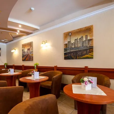 Orchidea & Wellness Hotel 3*